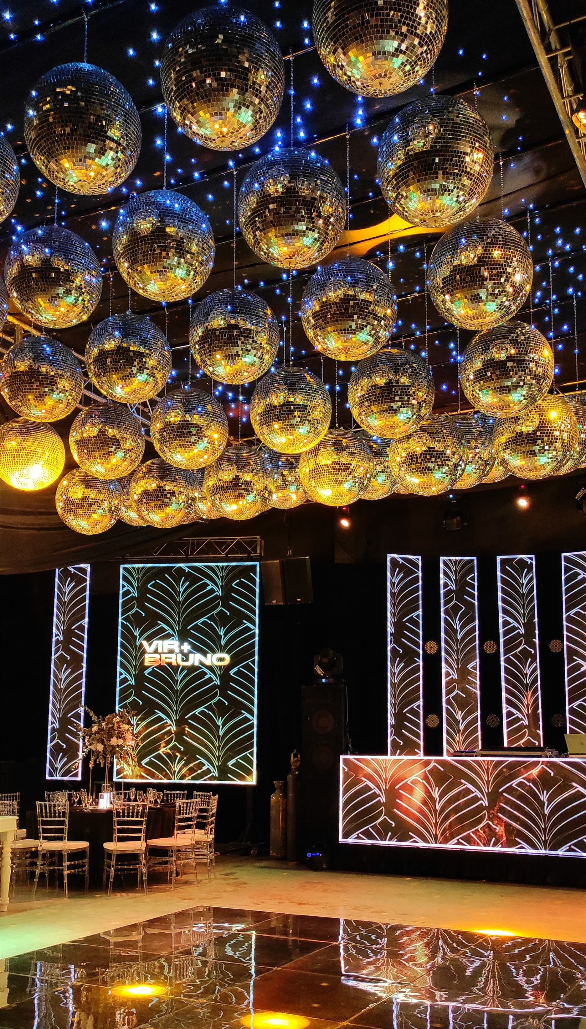 Bochas espejadas - Media 4